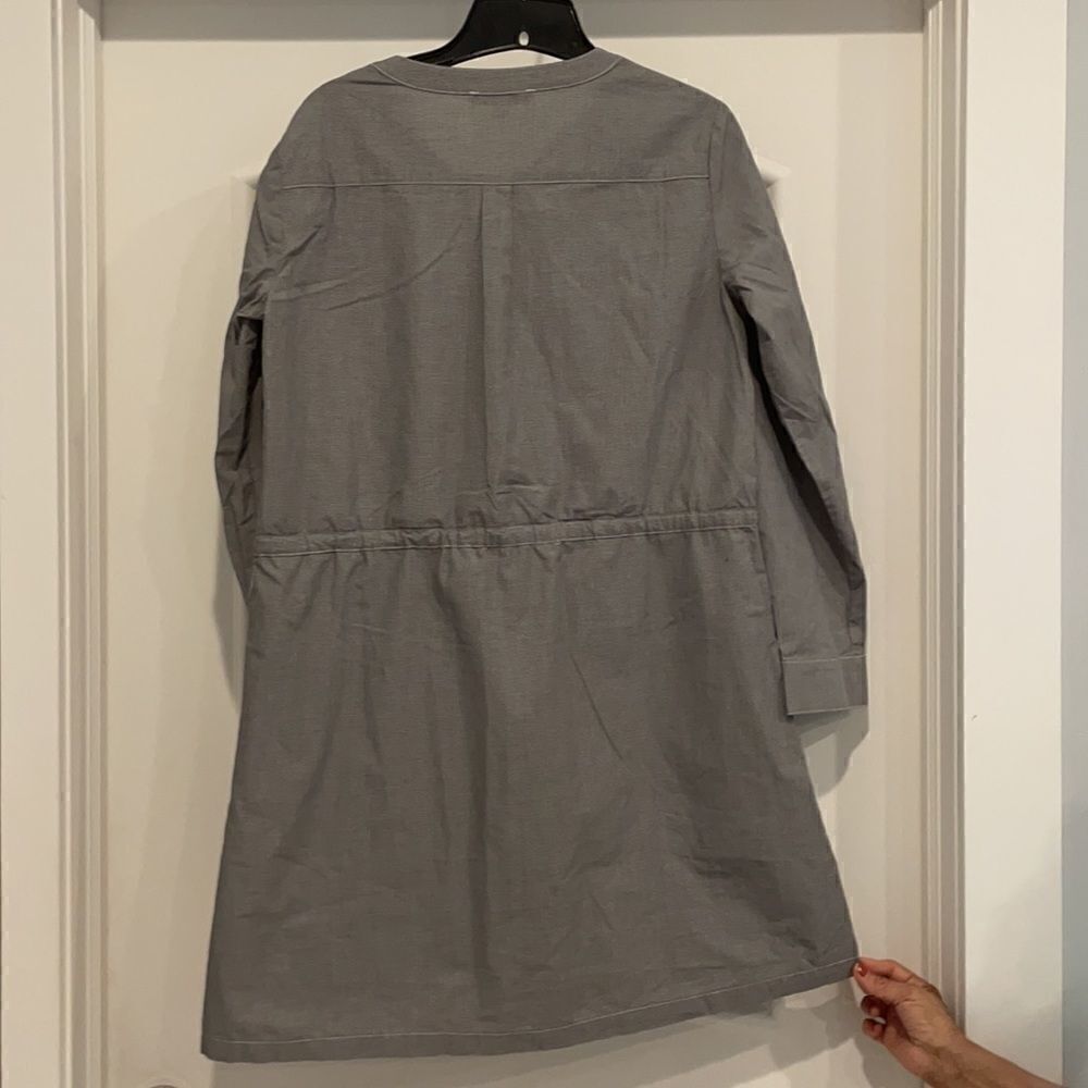 RUE58 GREY AND WHITE SHIRTDRESS.  NEW - Picture 9 of 14